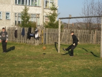 Футбольный матч между командами Васькинской и Накоряковской школ